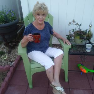 Meet your Posher, Eleanor